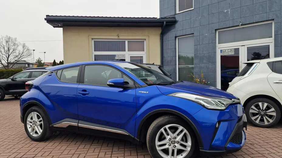 TOYOTA C-HR -