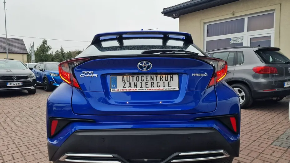 TOYOTA C-HR -