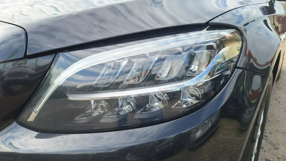 MERCEDES-BENZ C Klasa -