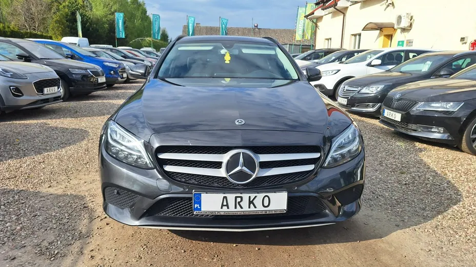 MERCEDES-BENZ C Klasa -