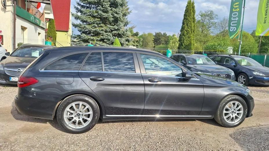 MERCEDES-BENZ C Klasa -