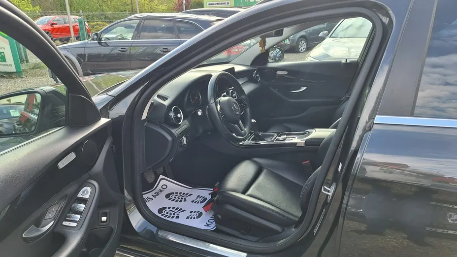 MERCEDES-BENZ C Klasa -