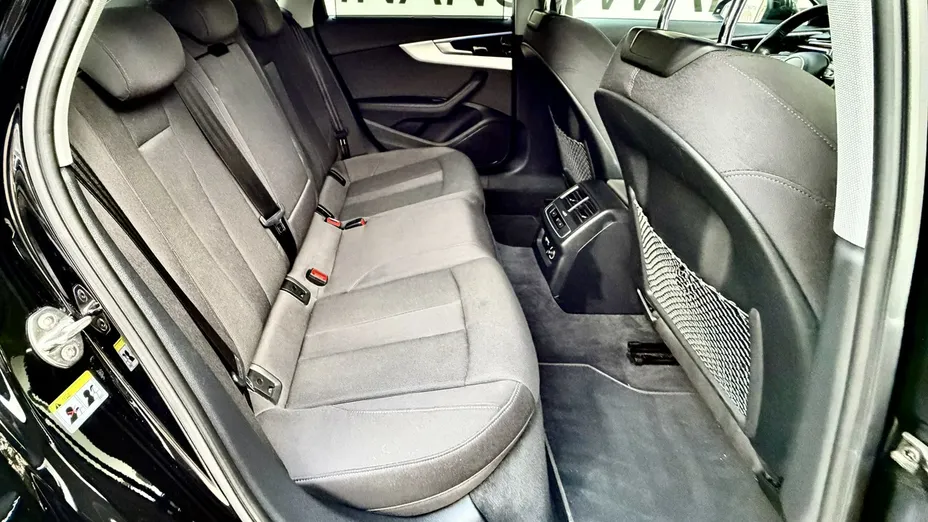 AUDI A4 -