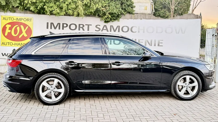 AUDI A4 -