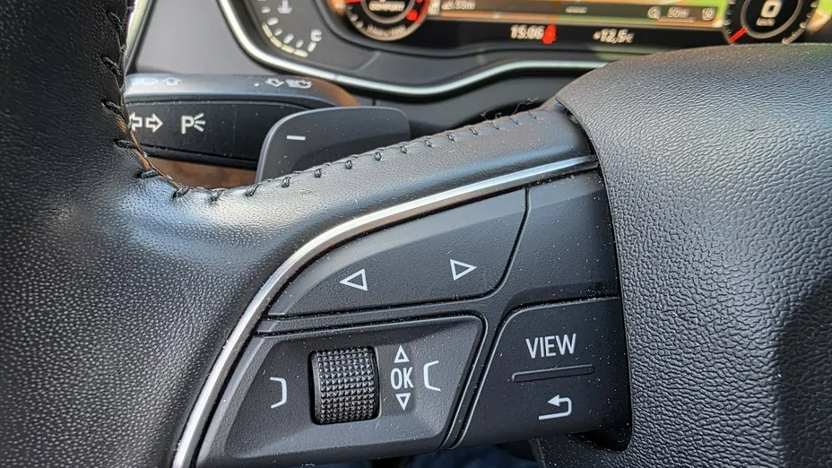 AUDI Q5 -
