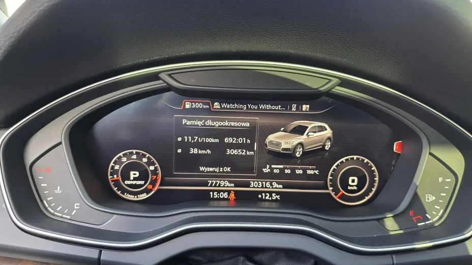 AUDI Q5 -