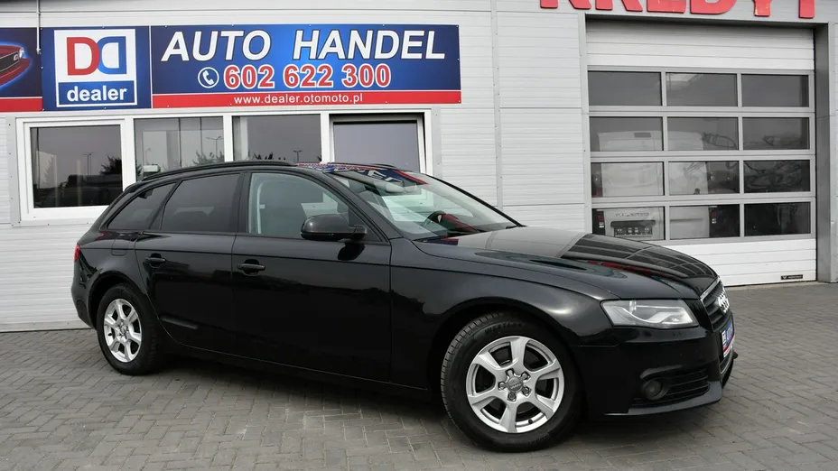 AUDI A4 -
