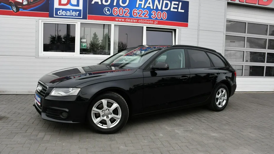 AUDI A4 -