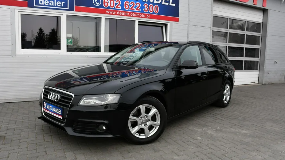 AUDI A4 -