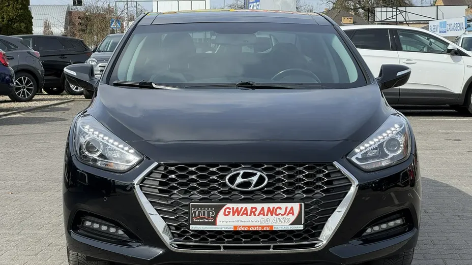 HYUNDAI i40 -