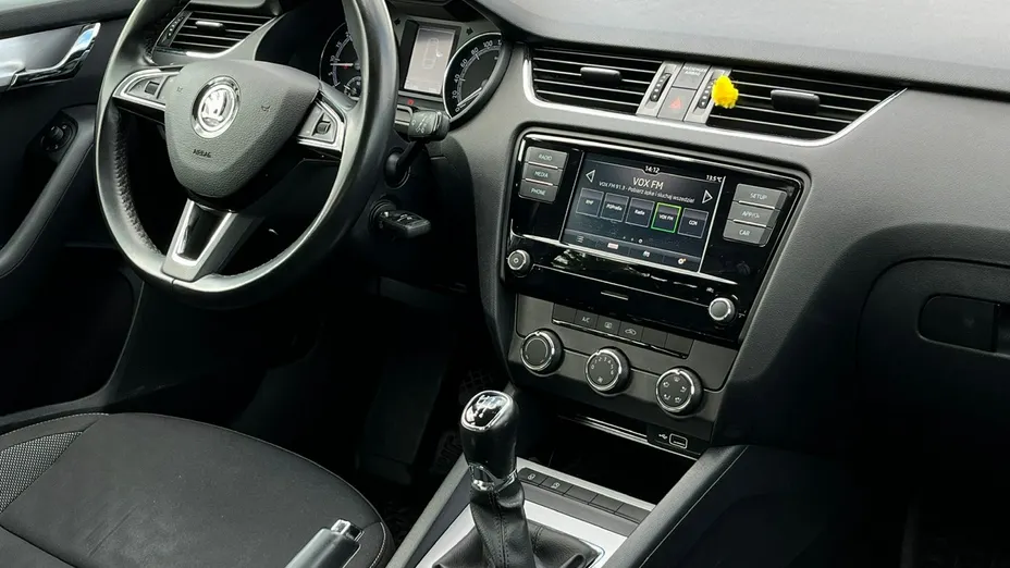 SKODA Octavia -