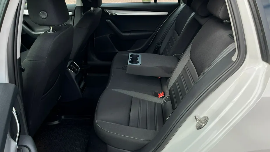 SKODA Octavia -