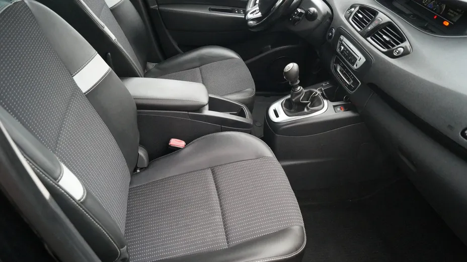 RENAULT Grand Scenic -