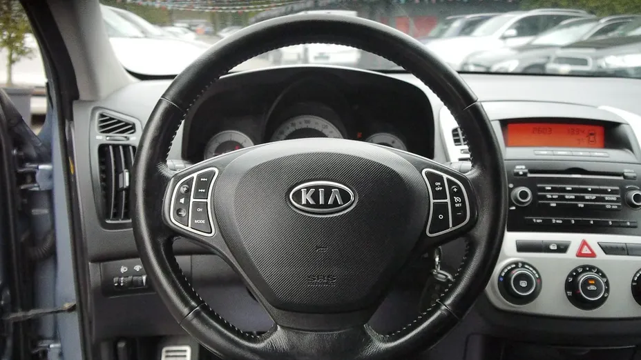 KIA ProCeed -