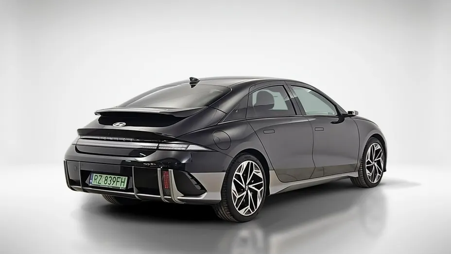 HYUNDAI Ioniq 6 -