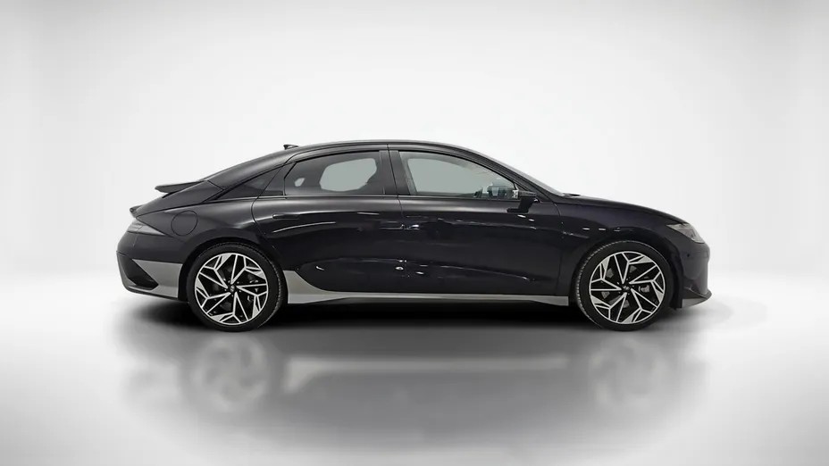 HYUNDAI Ioniq 6 -