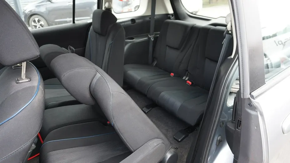 MAZDA 5 -