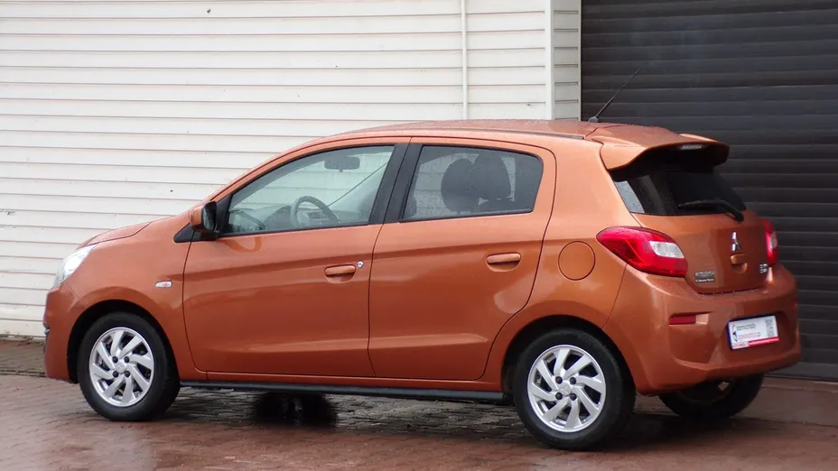 MITSUBISHI Space Star -