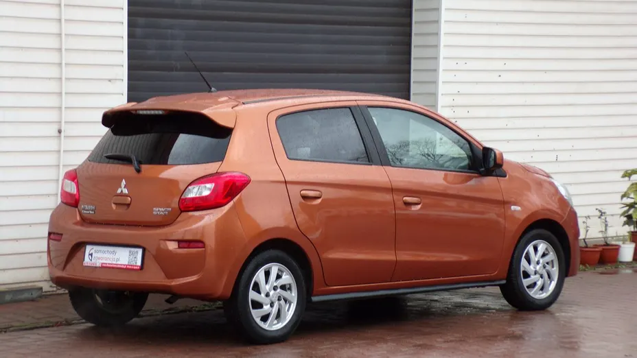 MITSUBISHI Space Star -