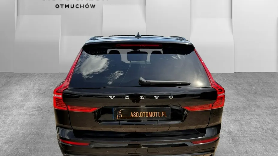 VOLVO XC60 -