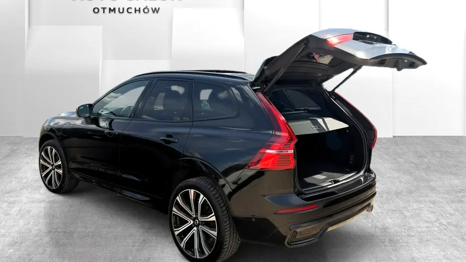 VOLVO XC60 -