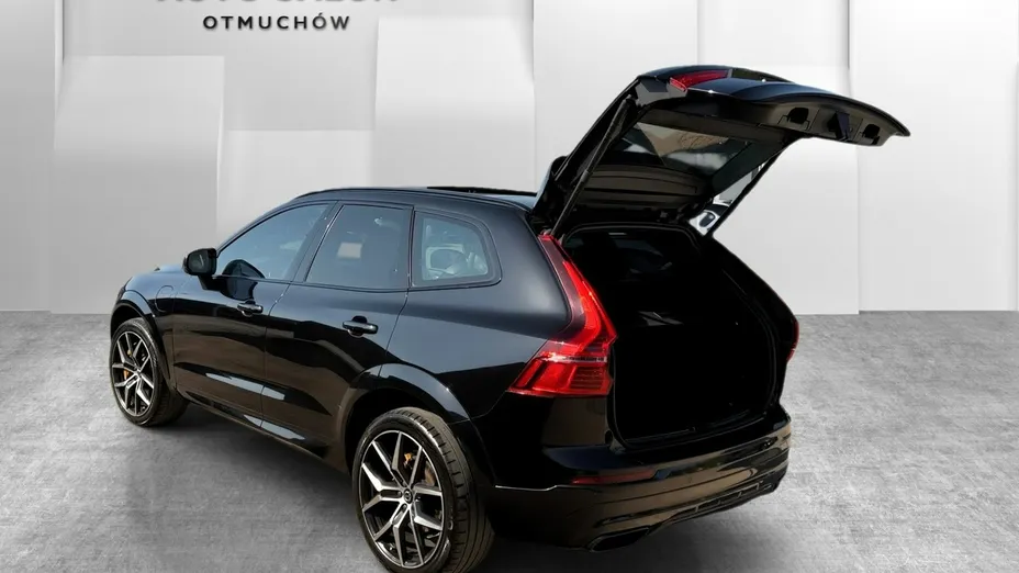 VOLVO XC60 -