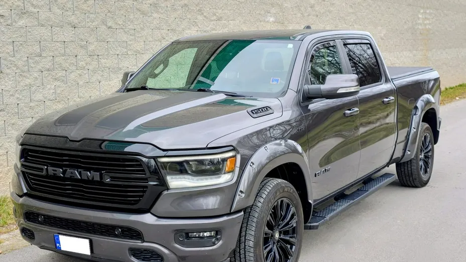 RAM 1500 -