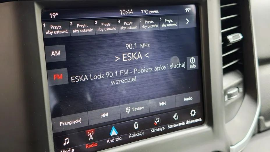 RAM 1500 -