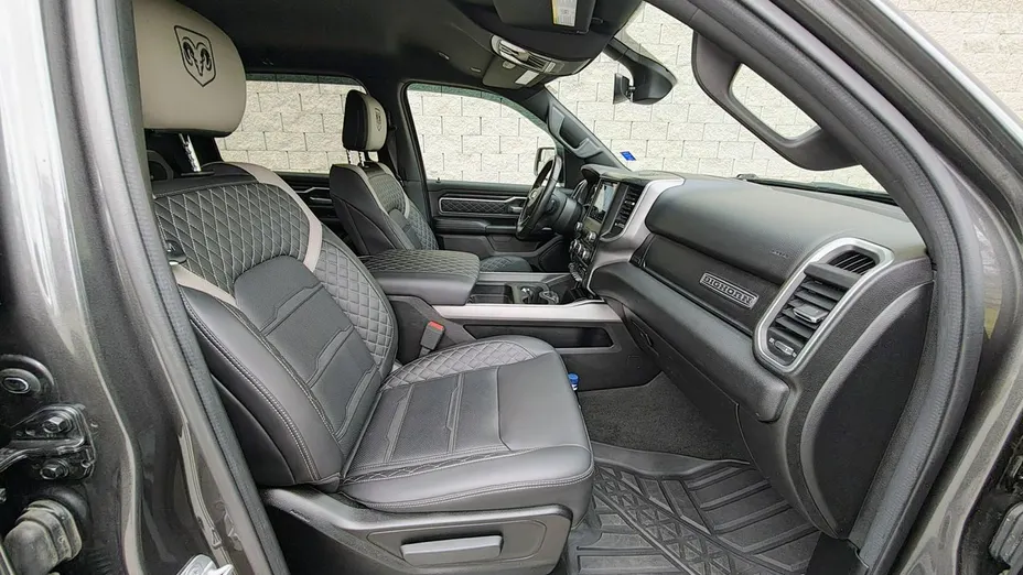 RAM 1500 -