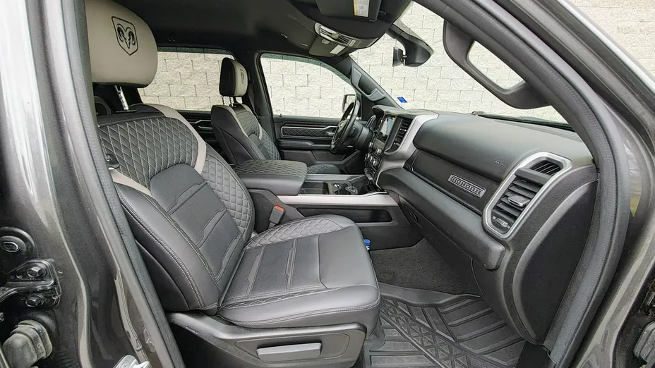 RAM 1500 -