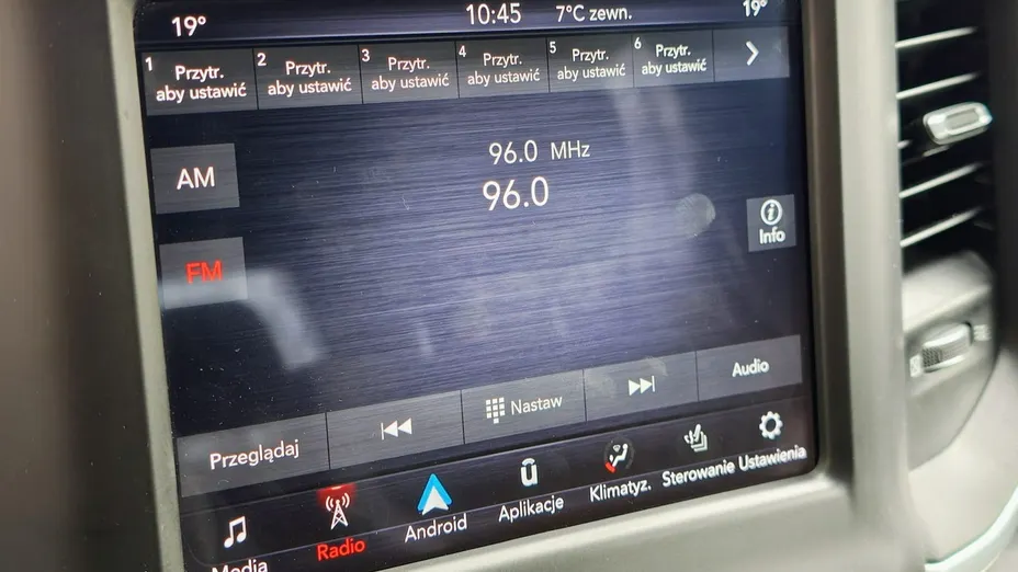 RAM 1500 -