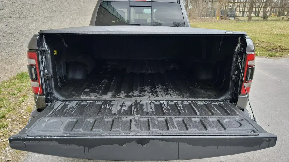 RAM 1500 -