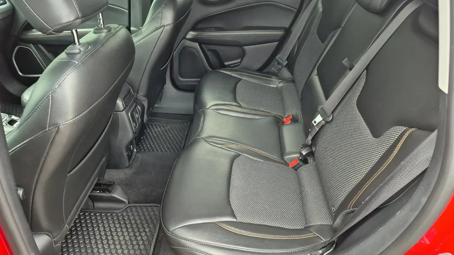 JEEP Compass -