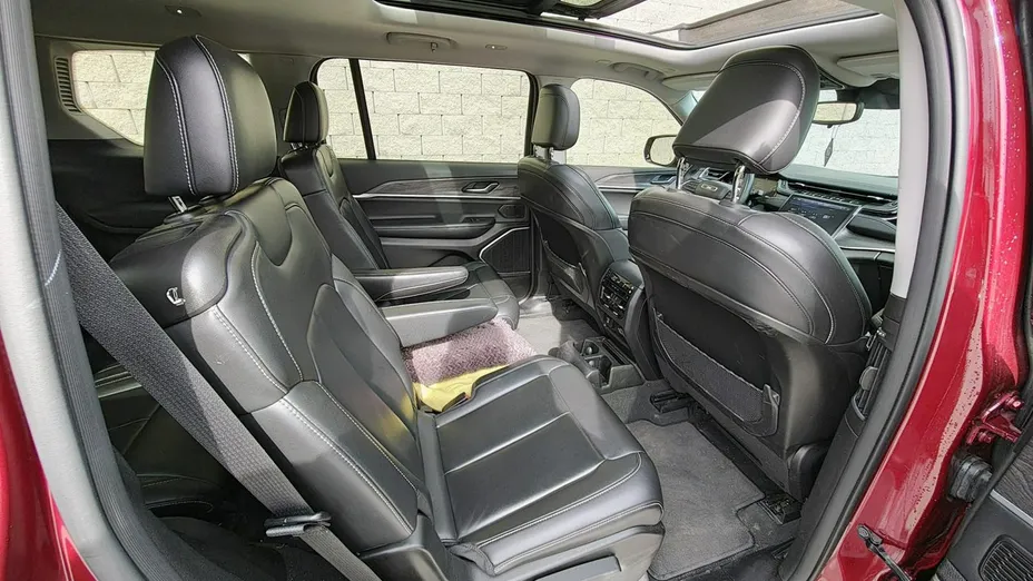 JEEP Grand Cherokee -