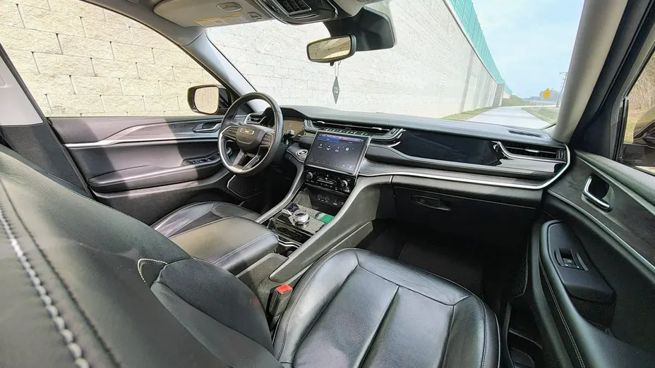 JEEP Grand Cherokee -