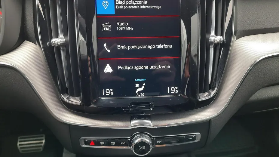 VOLVO XC60 -