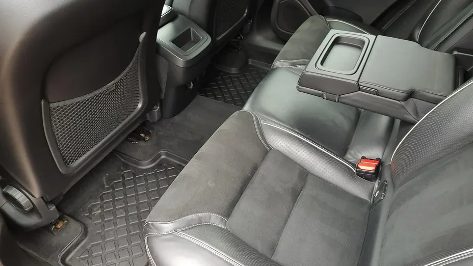 VOLVO XC60 -