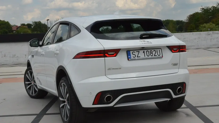 JAGUAR E-Pace -