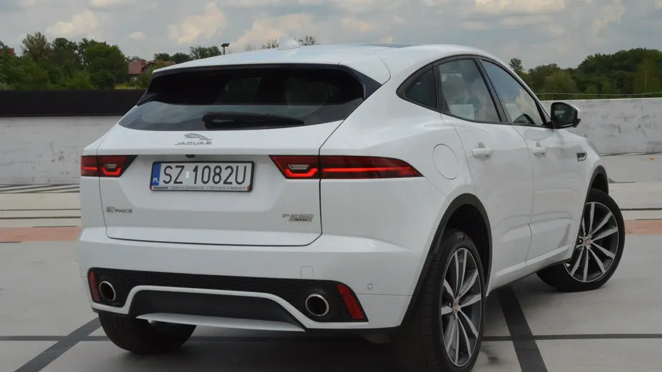 JAGUAR E-Pace -