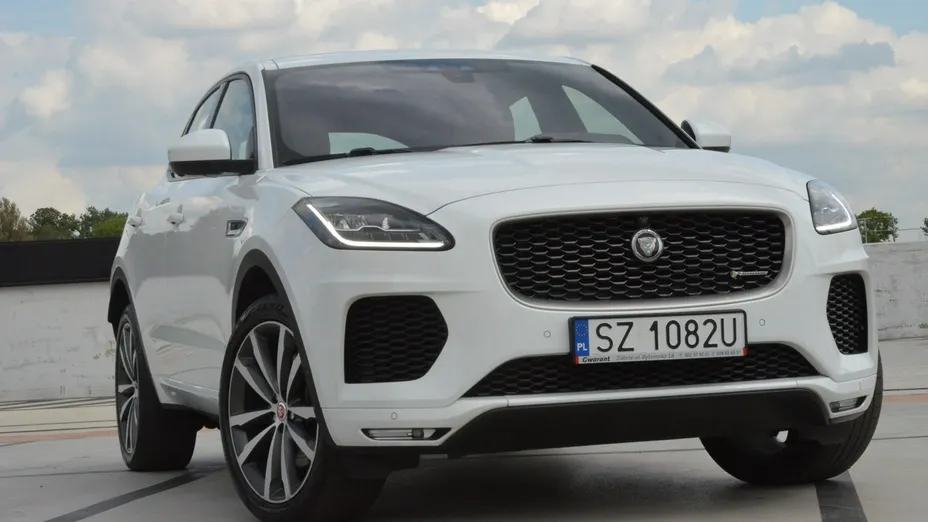 JAGUAR E-Pace -