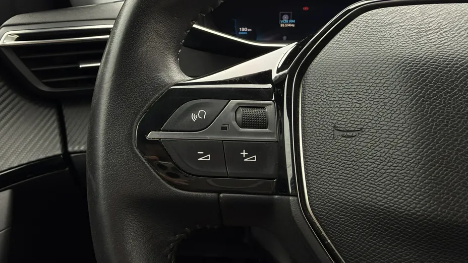 PEUGEOT 2008 -