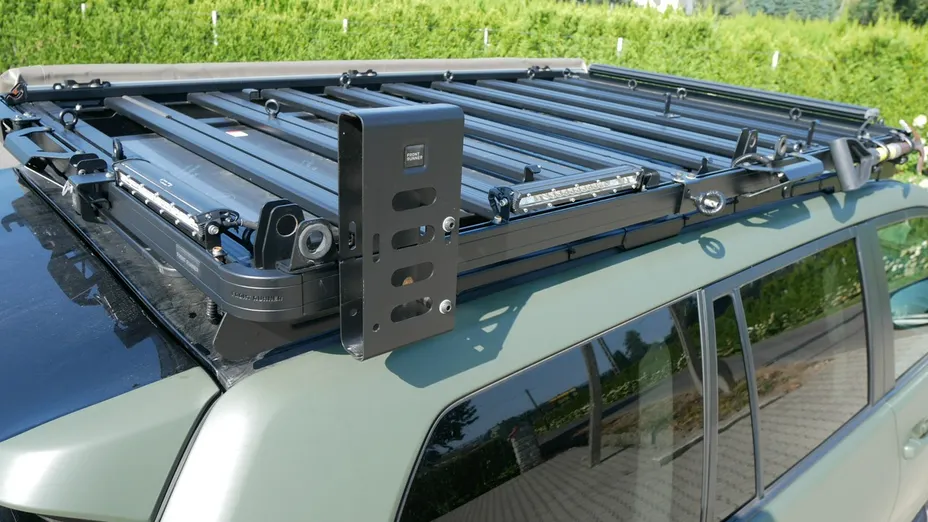 TOYOTA Land Cruiser -