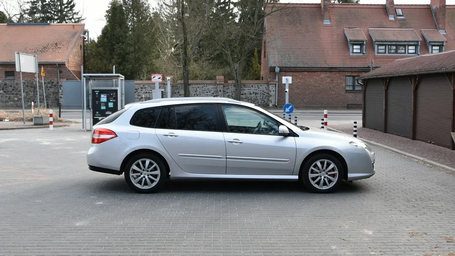 RENAULT Laguna -
