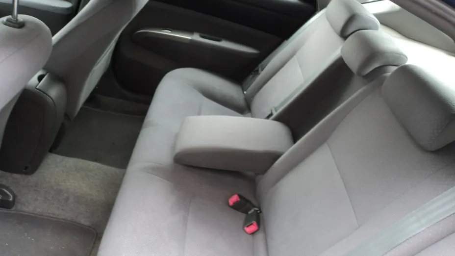 TOYOTA Prius -