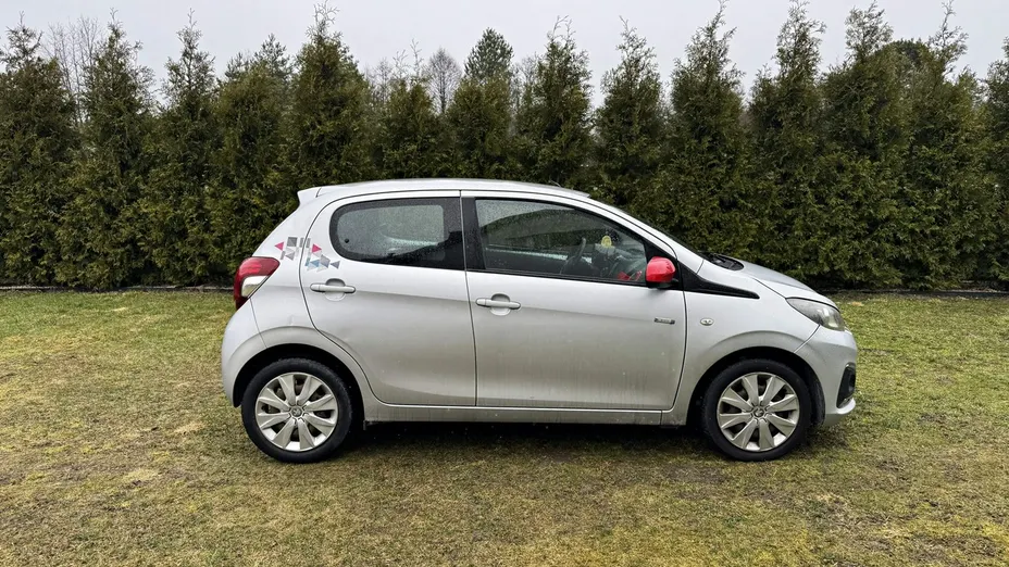 PEUGEOT 108 -