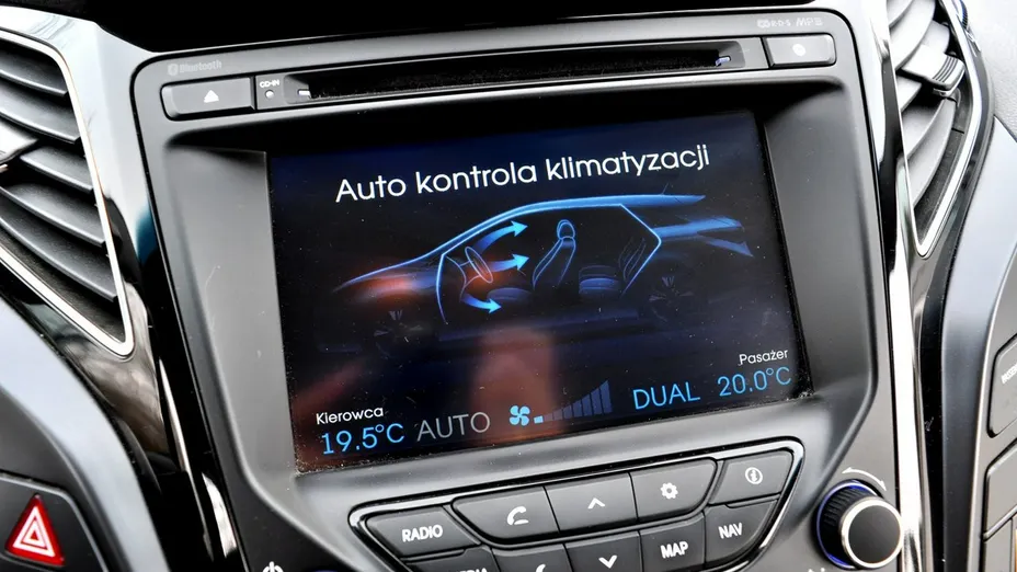 HYUNDAI i40 -