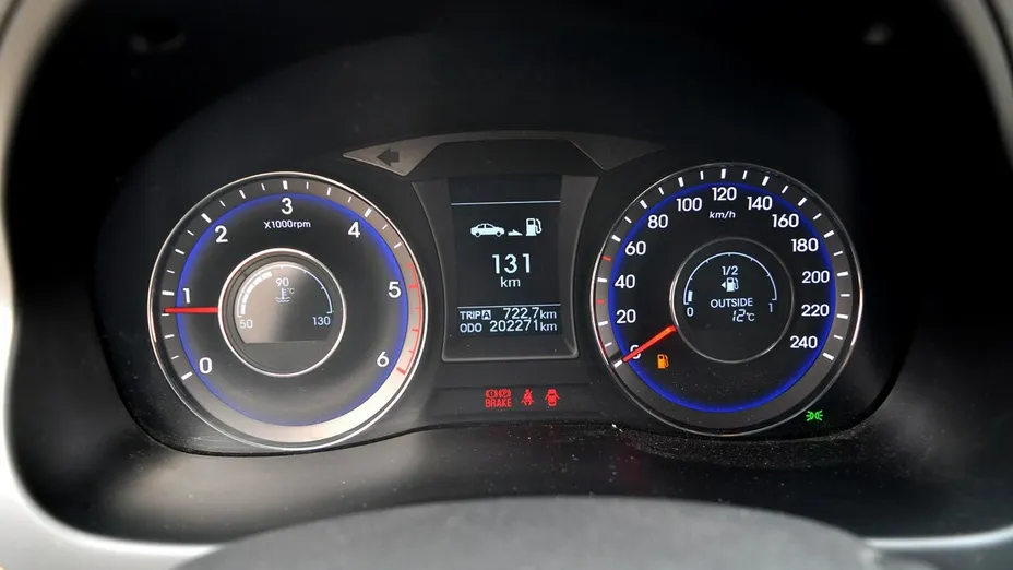 HYUNDAI i40 -