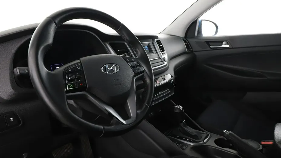 HYUNDAI Tucson -