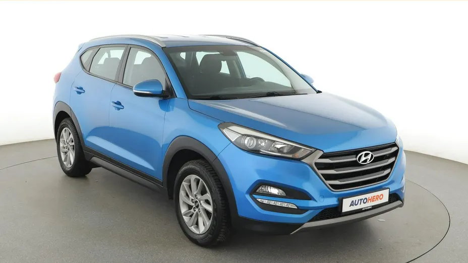 HYUNDAI Tucson -