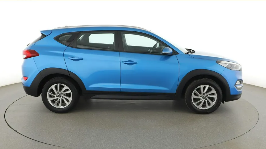 HYUNDAI Tucson -